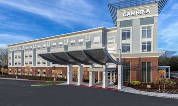 Cambria Hotel West Orange