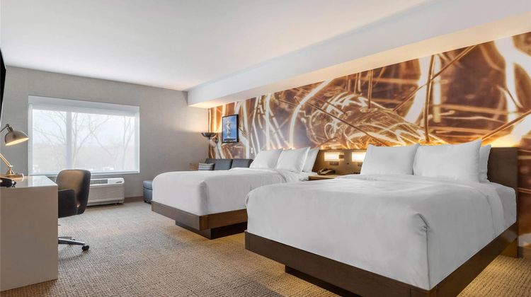 Cambria Hotel West Orange Room