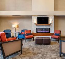 Comfort Suites Columbus Lobby