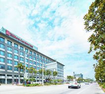 Hilton Garden Inn Qidong Exterior