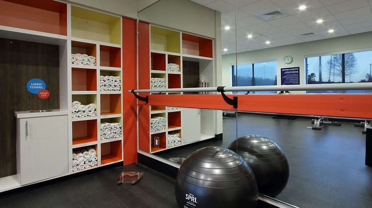 Tru by Hilton Meridian Health
