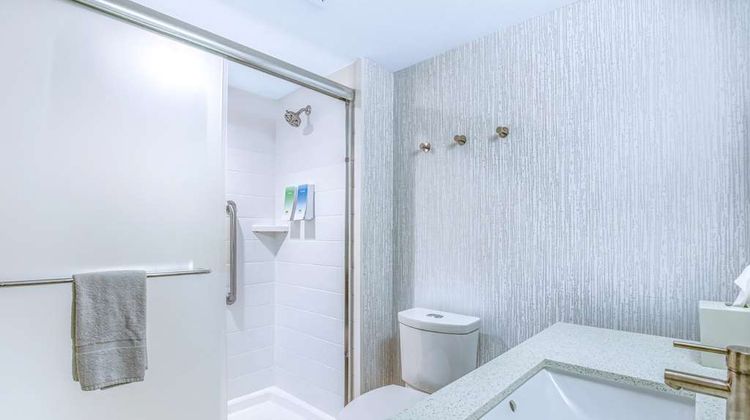 Home2 Suites by Hilton Mobile West I-10 Room