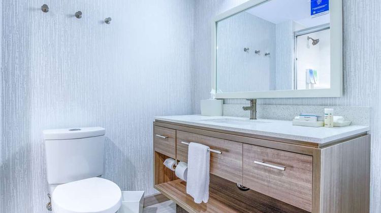 Home2 Suites by Hilton Mobile West I-10 Room