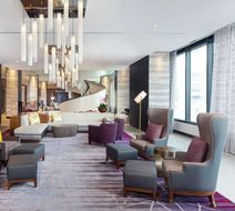 Hilton Rochester Mayo Clinic Area Lobby