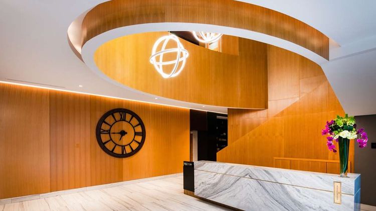 Charter Hotel Seattle, Curio Collection Lobby