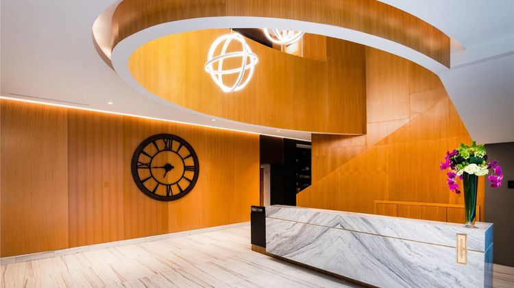 Charter Hotel Seattle, Curio Collection Lobby