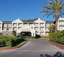River Terrace Inn Exterior