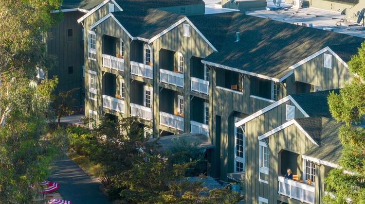 River Terrace Inn Exterior