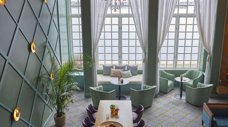 <b>The Portofino Hotel & Marina Restaurant</b>. Images powered by <a href="https://iceportal.shijigroup.com/" title="IcePortal" target="_blank">IcePortal</a>.
