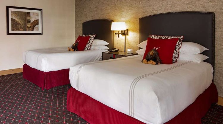 The Edgewater Room