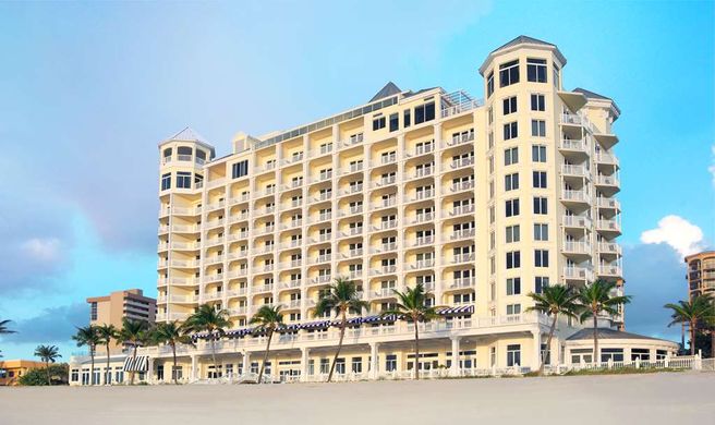 Pelican Grand Beach Resort Exterior