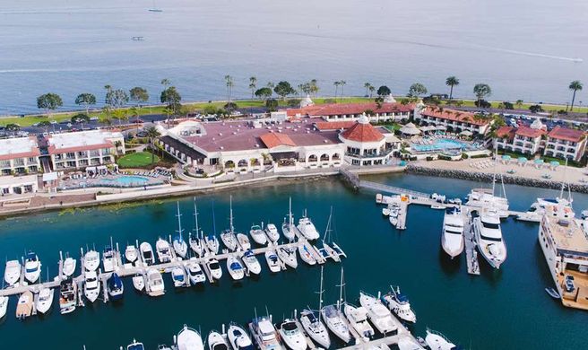 Kona Kai Resort & Spa Exterior