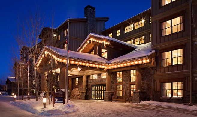 Teton Mountain Lodge & Spa Exterior