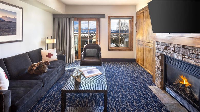 <b>Teton Mountain Lodge & Spa Room</b>. Images powered by <a href="https://iceportal.shijigroup.com/" title="IcePortal" target="_blank">IcePortal</a>.