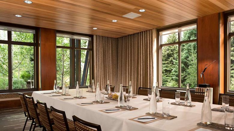 <b>Hotel Terra Jackson Hole Meeting</b>. Images powered by <a href="https://iceportal.shijigroup.com/" title="IcePortal" target="_blank">IcePortal</a>.