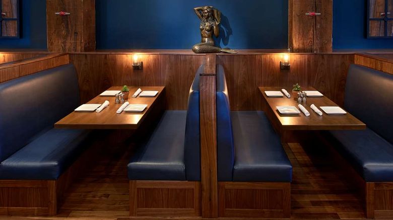 <b>Argonaut Hotel Restaurant</b>. Images powered by <a href="https://iceportal.shijigroup.com/" title="IcePortal" target="_blank">IcePortal</a>.