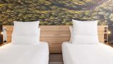 <b>Novotel Blois Centre Val de Loire Hotel Room</b>. Images powered by <a href="https://iceportal.shijigroup.com/" title="IcePortal" target="_blank">IcePortal</a>.