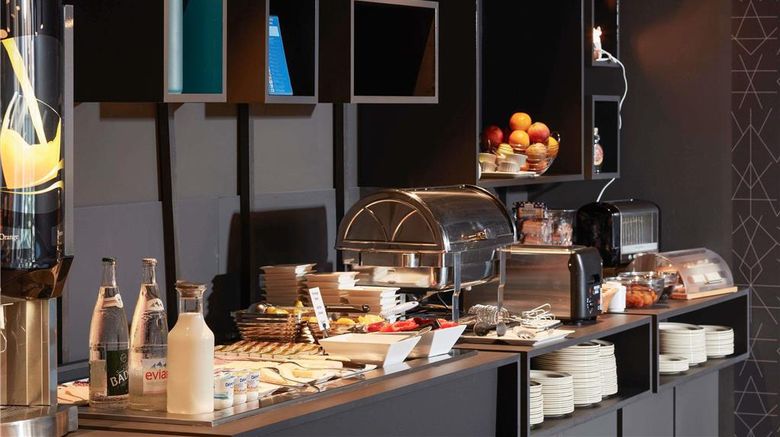 <b>Novotel Suites Colmar Centre Restaurant</b>. Images powered by <a href="https://iceportal.shijigroup.com/" title="IcePortal" target="_blank">IcePortal</a>.
