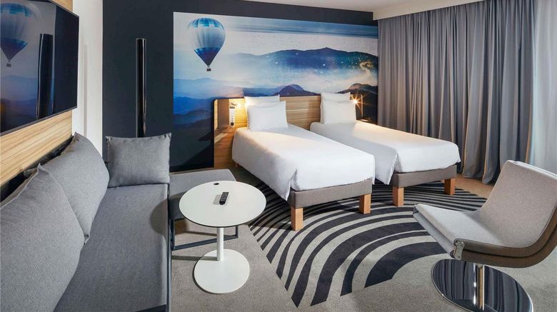 <b>Novotel Suites Colmar Centre Room</b>. Images powered by <a href="https://iceportal.shijigroup.com/" title="IcePortal" target="_blank">IcePortal</a>.