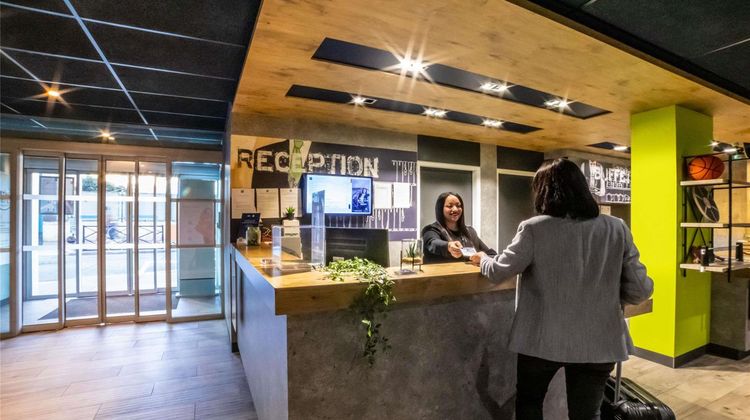 Ibis Budget Paris Clichy Exterior