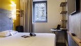 Ibis Budget Paris Clichy Room
