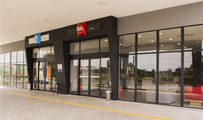 Ibis Budget Lorena Exterior