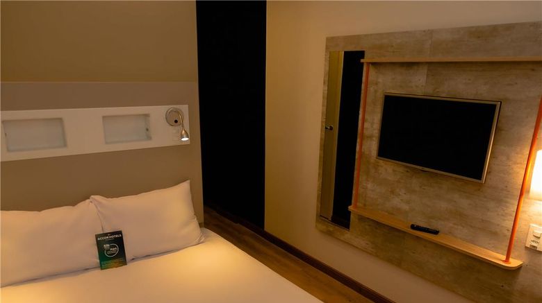 <b>Ibis Budget Lorena Room</b>. Images powered by <a href="https://iceportal.shijigroup.com/" title="IcePortal" target="_blank">IcePortal</a>.