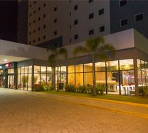 Ibis Budget Lorena Exterior