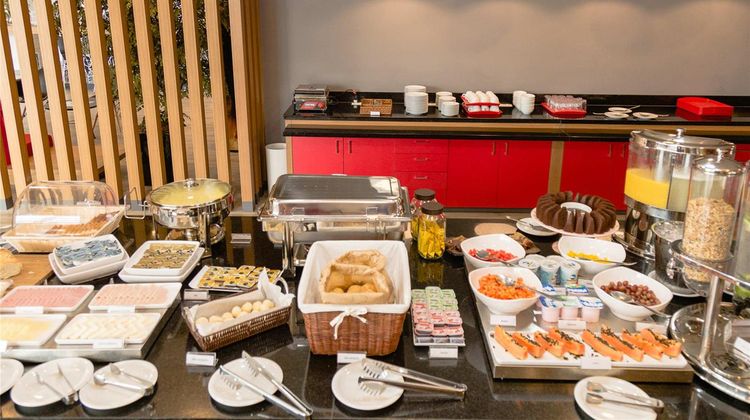 Ibis Budget Lorena Restaurant
