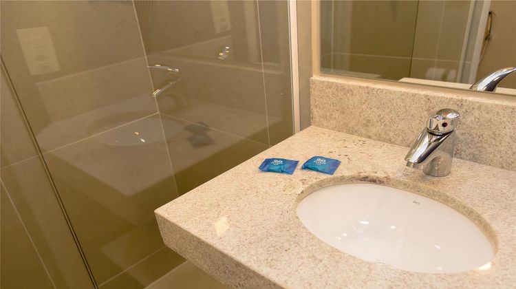 Ibis Budget Lorena Room