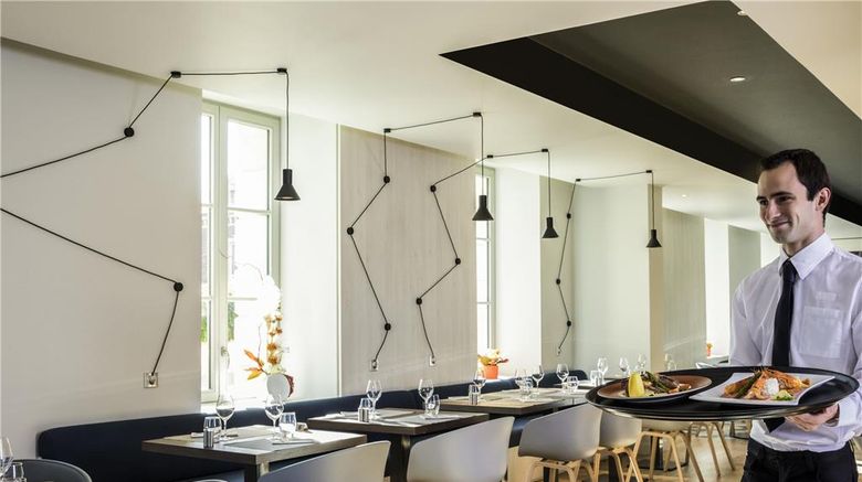 <b>Hotel Mercure Beauvais Centre Cathedrale Restaurant</b>. Images powered by <a href="https://iceportal.shijigroup.com/" title="IcePortal" target="_blank">IcePortal</a>.