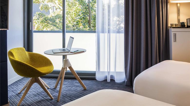 <b>Hotel Mercure Beauvais Centre Cathedrale Room</b>. Images powered by <a href="https://iceportal.shijigroup.com/" title="IcePortal" target="_blank">IcePortal</a>.