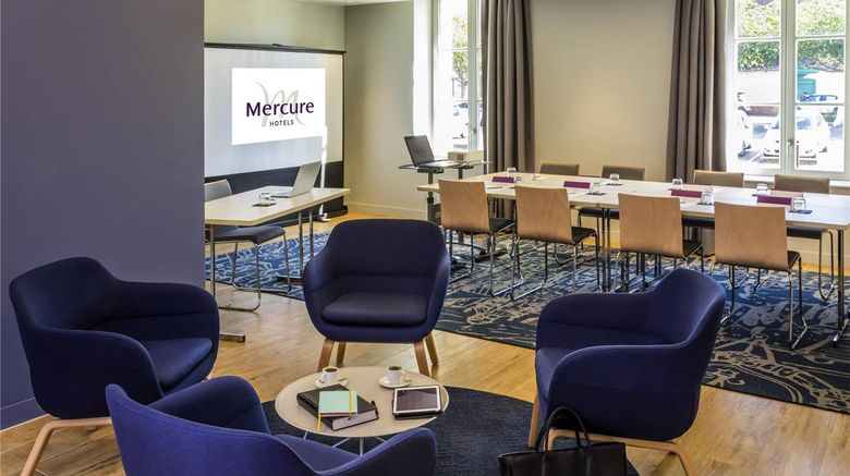 <b>Hotel Mercure Beauvais Centre Cathedrale Meeting</b>. Images powered by <a href="https://iceportal.shijigroup.com/" title="IcePortal" target="_blank">IcePortal</a>.