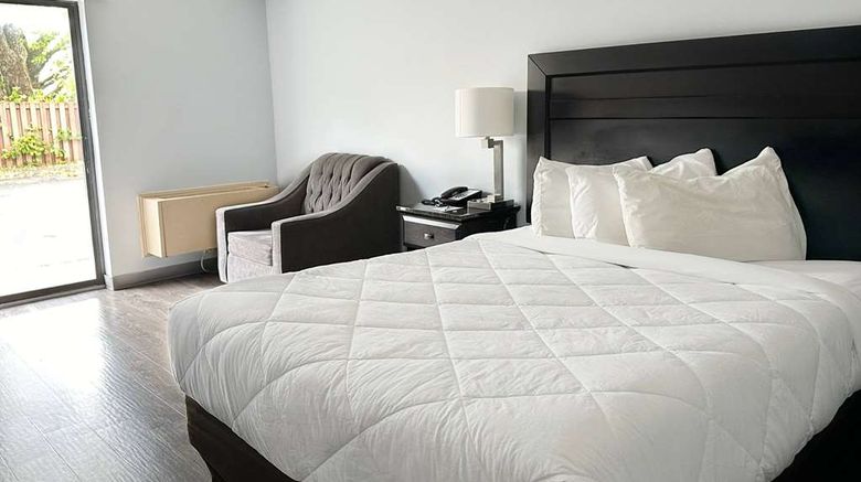 <b>Travelodge Welland Room</b>. Images powered by <a href="https://iceportal.shijigroup.com/" title="IcePortal" target="_blank">IcePortal</a>.