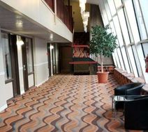 Baymont Inn & Suites Montreal Airport Lobby