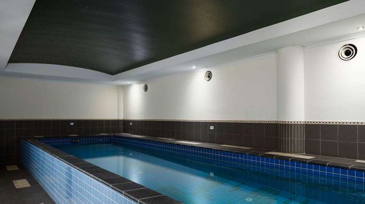 Rydges Mackay Suites Pool