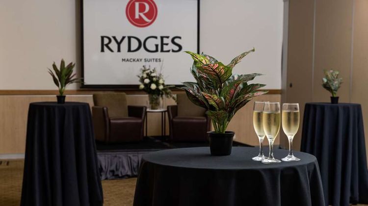 Rydges Mackay Suites Meeting