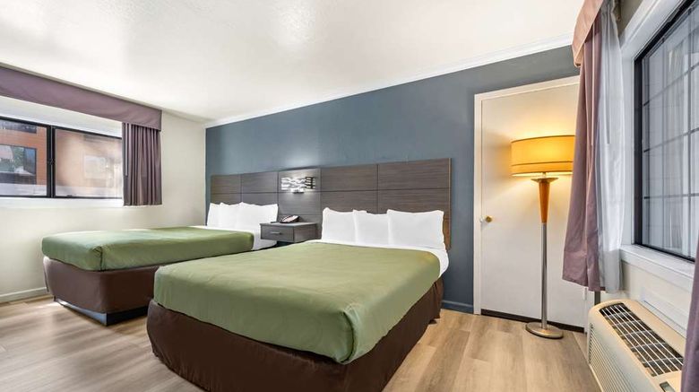 <b>Econo Lodge Inn and Suites Room</b>. Images powered by <a href="https://iceportal.shijigroup.com/" title="IcePortal" target="_blank">IcePortal</a>.