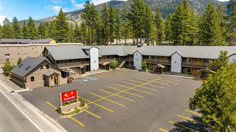 Econo Lodge Inn and Suites Exterior. Images powered by <a href="https://iceportal.shijigroup.com" target="_blank" rel="noopener">Ice Portal</a>.