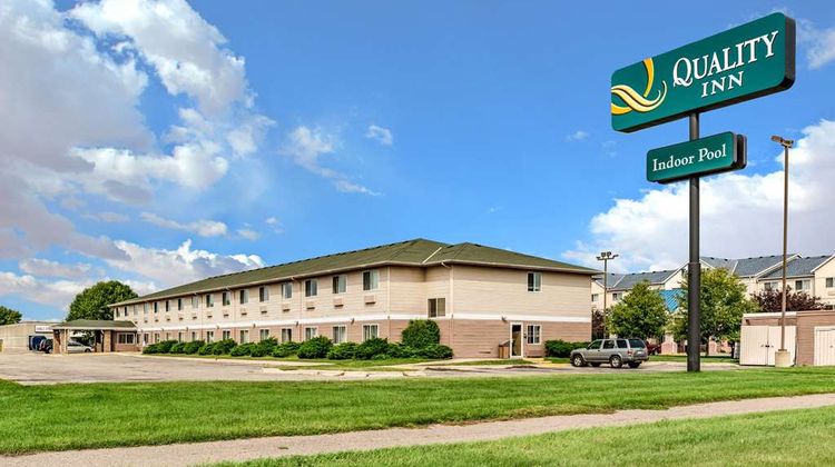 Quality Inn & Suites Mankato Exterior