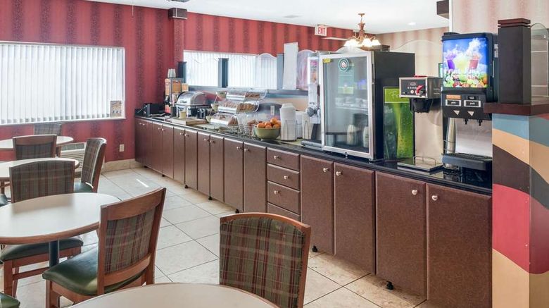 <b>Quality Inn & Suites Mankato Restaurant</b>. Images powered by <a href="https://iceportal.shijigroup.com/" title="IcePortal" target="_blank">IcePortal</a>.