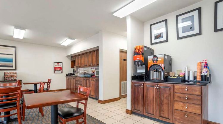 Econo Lodge Moss Point Restaurant