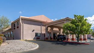 Quality Inn & Suites