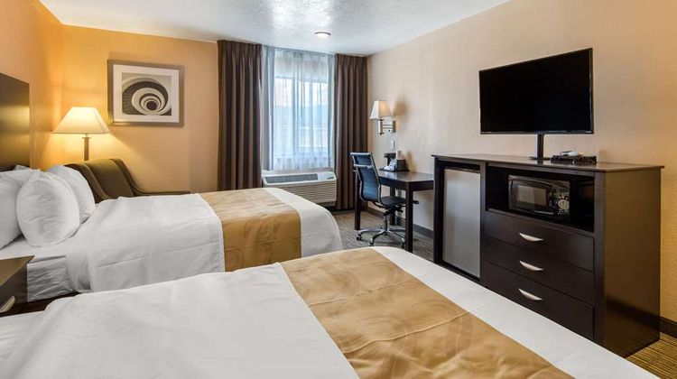 Quality Inn & Suites Room