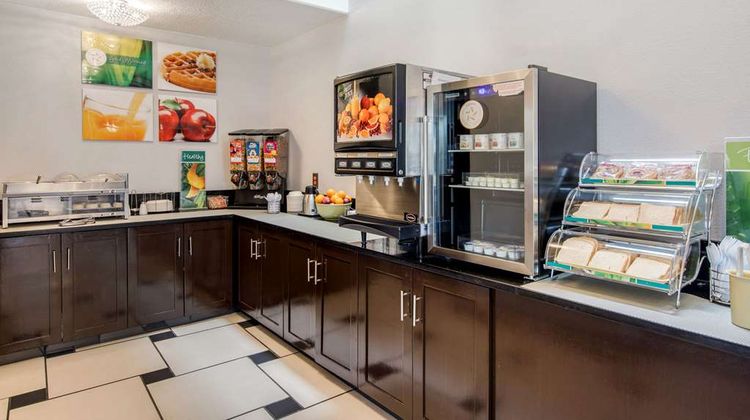 Quality Inn & Suites Restaurant