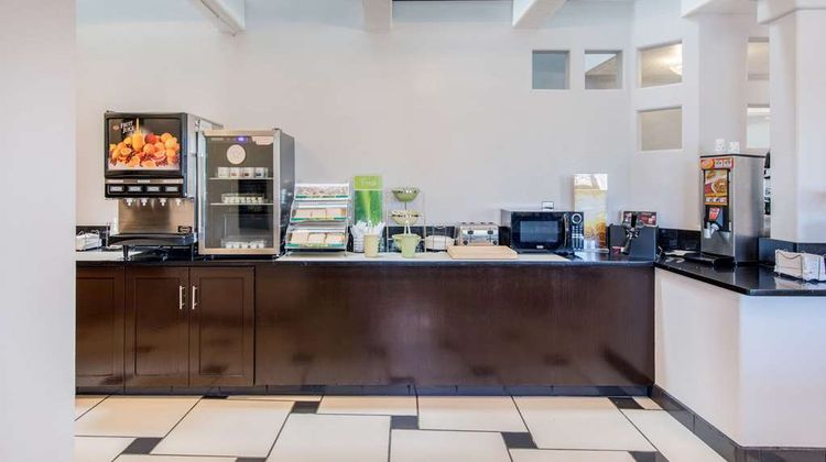 Quality Inn & Suites Restaurant