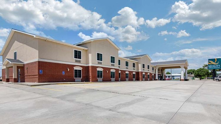 Quality Inn & Suites Clayton Exterior