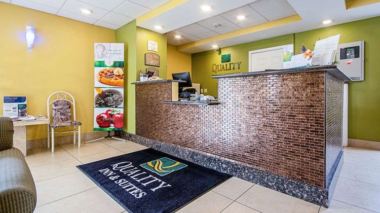 Quality Inn & Suites Glenmont - Albany S Lobby