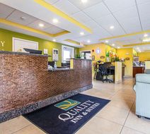 Quality Inn & Suites Glenmont - Albany S Lobby