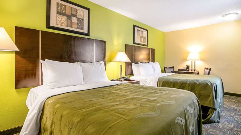 <b>Quality Inn & Suites Glenmont - Albany S Room</b>. Images powered by <a href="https://iceportal.shijigroup.com/" title="IcePortal" target="_blank">IcePortal</a>.